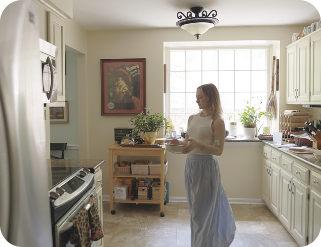 customer in her kitchen